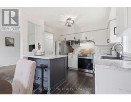 583 FIELDGATE CIRCLE - 12