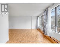 312 - 570 PROUDFOOT LANE - 23