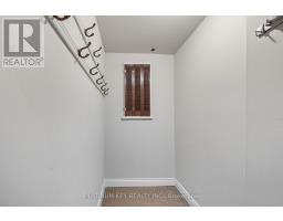 603 QUEENS AVENUE - 18