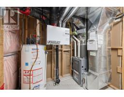 1862 REILLY WALK - 27