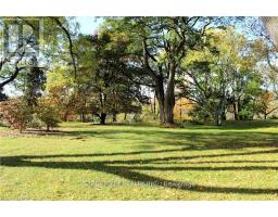 1517 GLOUCESTER ROAD - 19