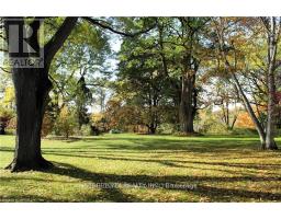 1517 GLOUCESTER ROAD - 20