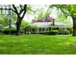 1517 GLOUCESTER ROAD - 21