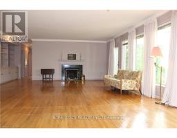 1517 GLOUCESTER ROAD - 5