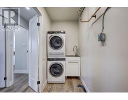 910 - 135 BASELINE ROAD W - 32