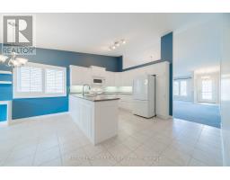 58 - 572 THISTLEWOOD DRIVE - 13