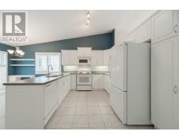 58 - 572 THISTLEWOOD DRIVE - 15