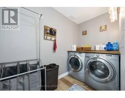 2565 ELIZABETH STREET - 16