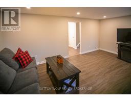 2272 BENTIM ROAD - 24