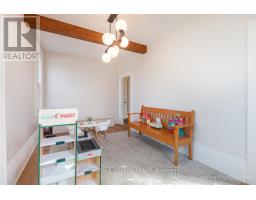 1135 RIVERSIDE DRIVE - 16