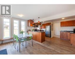 1135 RIVERSIDE DRIVE - 20