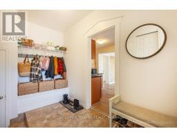 1135 RIVERSIDE DRIVE - 31