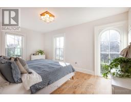 1135 RIVERSIDE DRIVE - 32