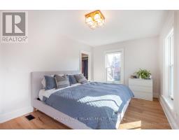 1135 RIVERSIDE DRIVE - 34