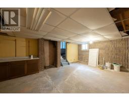 1326 COMMISSIONERS ROAD W - 30