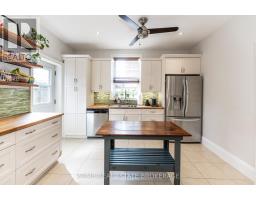 5 HUGHES STREET - 12