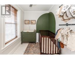 5 HUGHES STREET - 19