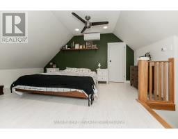 5 HUGHES STREET - 31