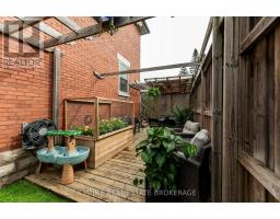 5 HUGHES STREET - 43