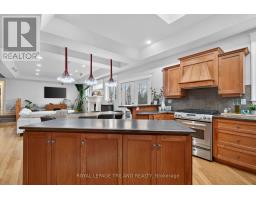 24 EARLSCOURT TERRACE - 11