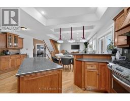 24 EARLSCOURT TERRACE - 12