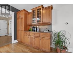 24 EARLSCOURT TERRACE - 13