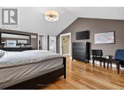 24 EARLSCOURT TERRACE - 24