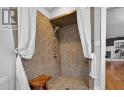 24 EARLSCOURT TERRACE - 27