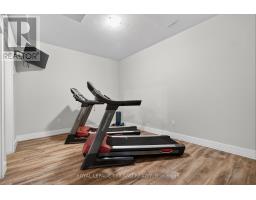 24 EARLSCOURT TERRACE - 32