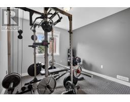 24 EARLSCOURT TERRACE - 34