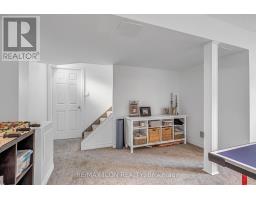 82 BLOOMSBURY COURT - 31