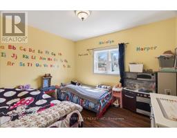 106 METCALFE STREET E - 13