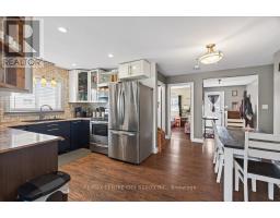 106 METCALFE STREET E - 7