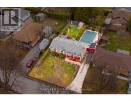 6 SOUTHWOOD CRESCENT - 2