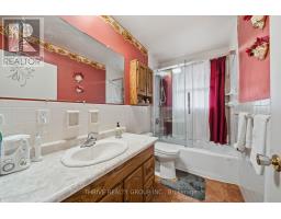 6 SOUTHWOOD CRESCENT - 20