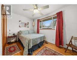 6 SOUTHWOOD CRESCENT - 21