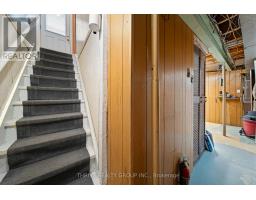 6 SOUTHWOOD CRESCENT - 26