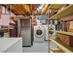 6 SOUTHWOOD CRESCENT - 37