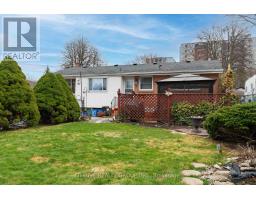 6 SOUTHWOOD CRESCENT - 41