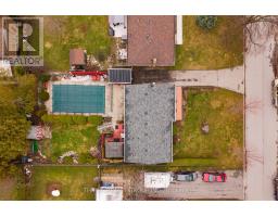 6 SOUTHWOOD CRESCENT - 49