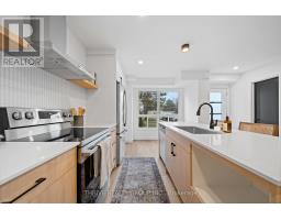 41 - 355 SANDRINGHAM CRESCENT - 3