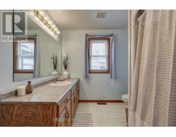 22 WALNUT STREET - 23