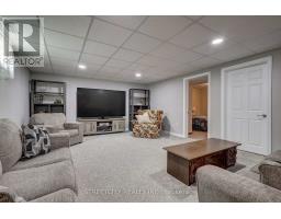 22 WALNUT STREET - 34