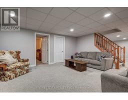 22 WALNUT STREET - 36