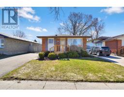 56 BARRETT CRESCENT - 1
