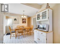 56 BARRETT CRESCENT - 14