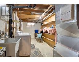 56 BARRETT CRESCENT - 28