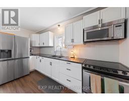 61 QUEEN STREET - 10