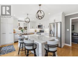 144 JENNIFER CRESCENT - 17