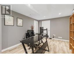 144 JENNIFER CRESCENT - 34